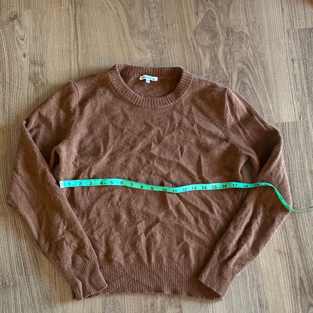 Reformation 100% cashmere crew sweater Cinnamon M